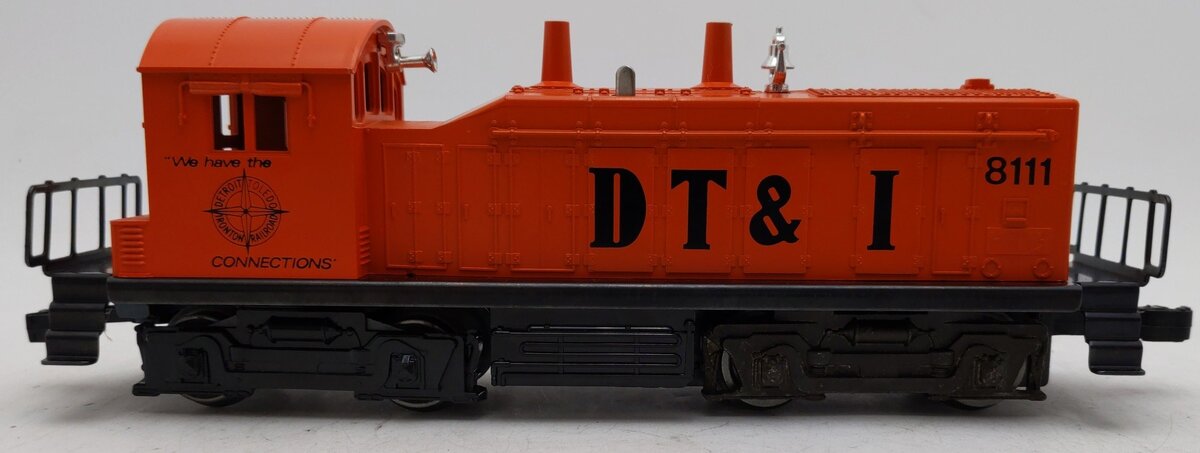 Lionel 6-8111 O Gauge DT&I NW-2 Switcher Diesel Locomotive EX