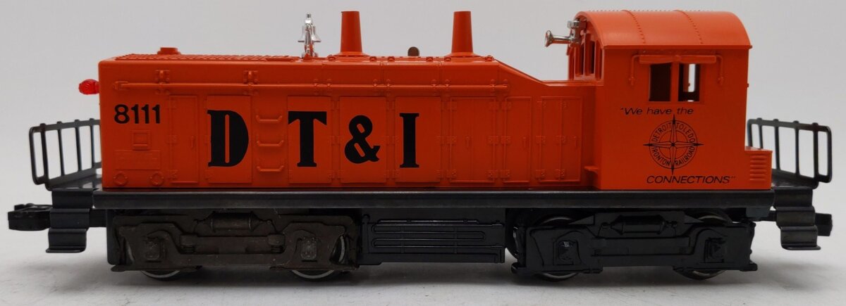 Lionel 6-8111 O Gauge DT&I NW-2 Switcher Diesel Locomotive EX