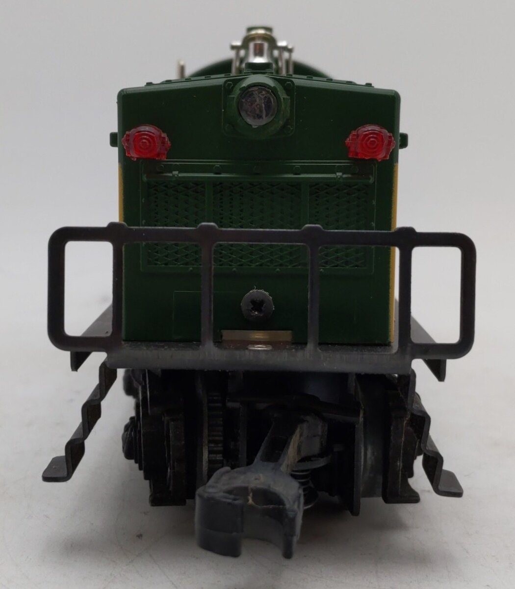 Lionel 6-8153 O Gauge Reading NW2 Powered Diesel Locomotive VG