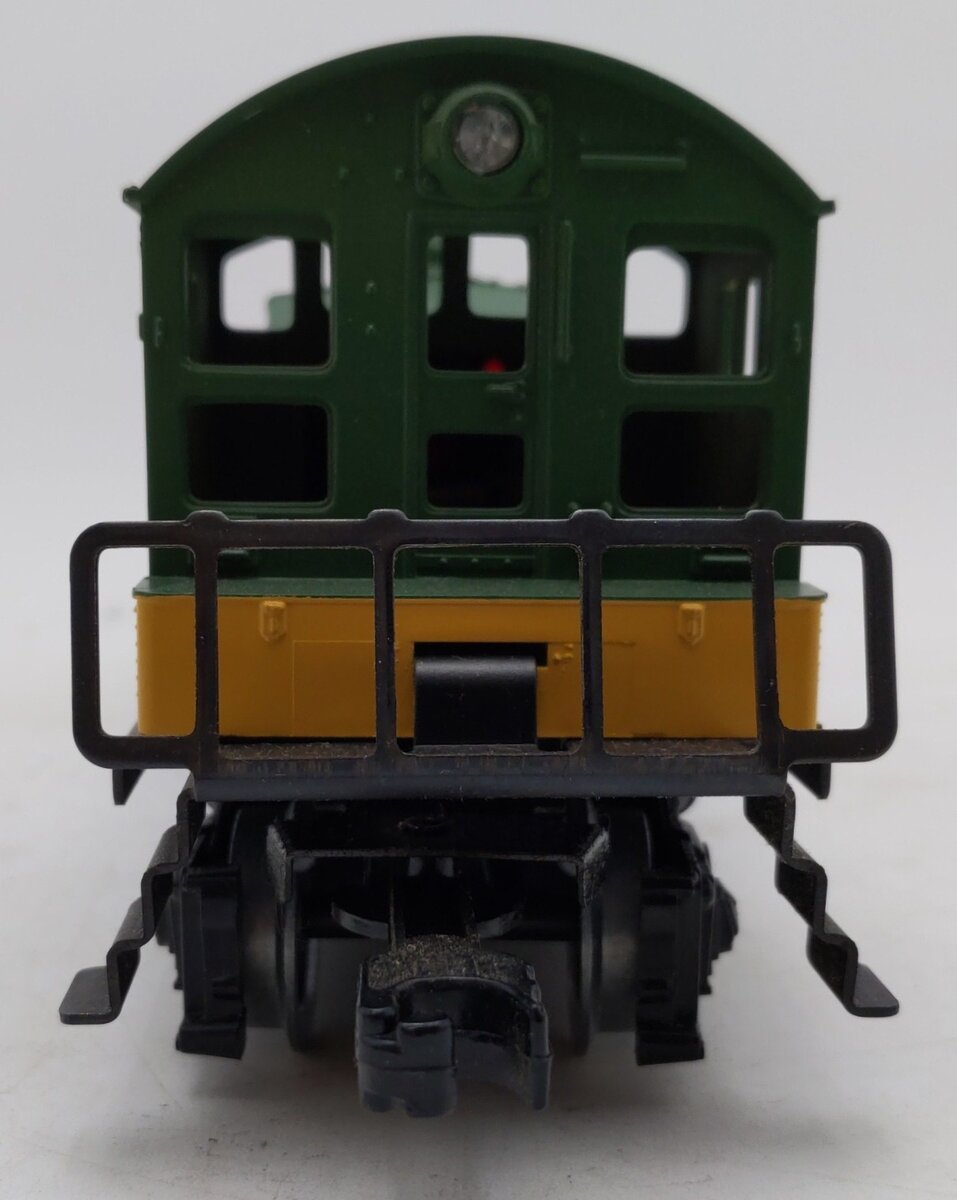 Lionel 6-8153 O Gauge Reading NW2 Powered Diesel Locomotive VG