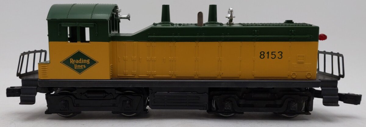 Lionel 6-8153 O Gauge Reading NW2 Powered Diesel Locomotive VG