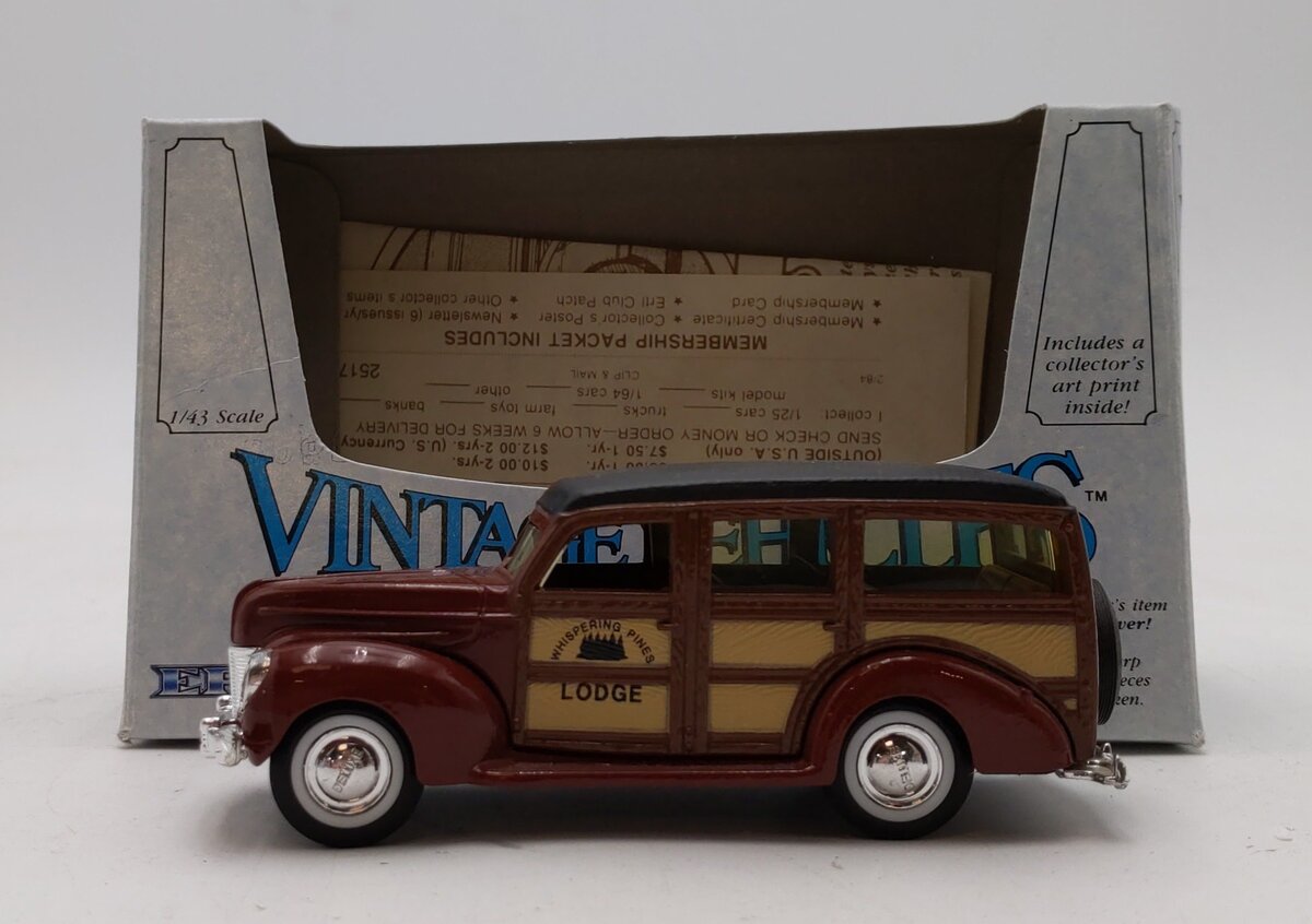 Ertl 2517 1:43 Die Cast Vintage Vehicles Whispering Pines Lodge 1940 Ford Woody EX/Box