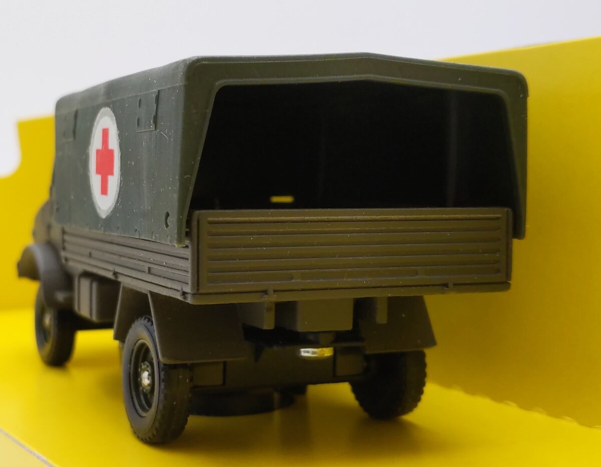 Solido Collection Militaire i 1:50 Scale Mercedes Unimog #6038 LN/Box