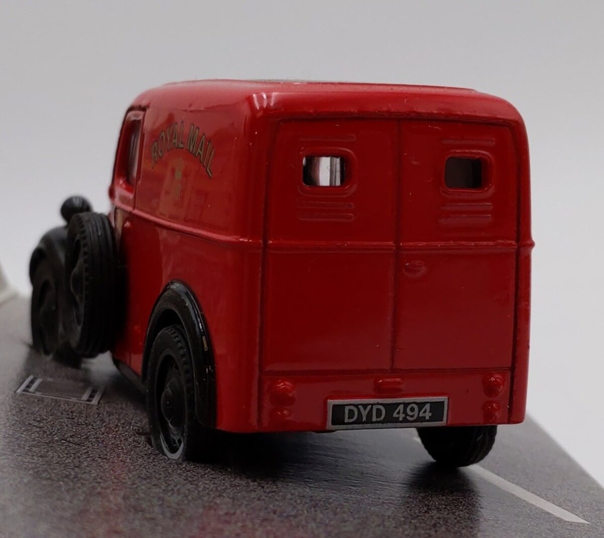Corgi Classic Models 1:43 Scale  D980 Ford Popular Van NIB