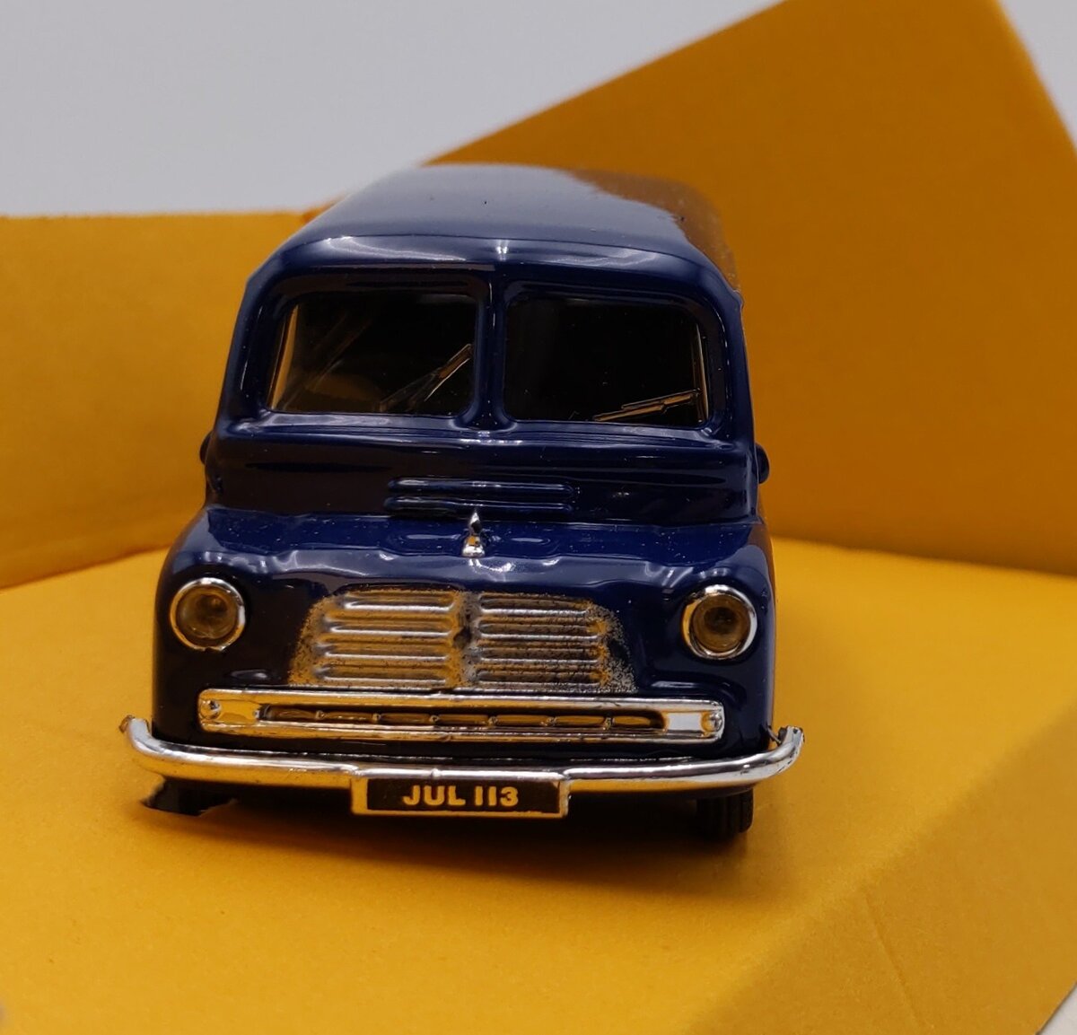 Corgi Classics D981/1 1:43 Scale Bedford CA NIB