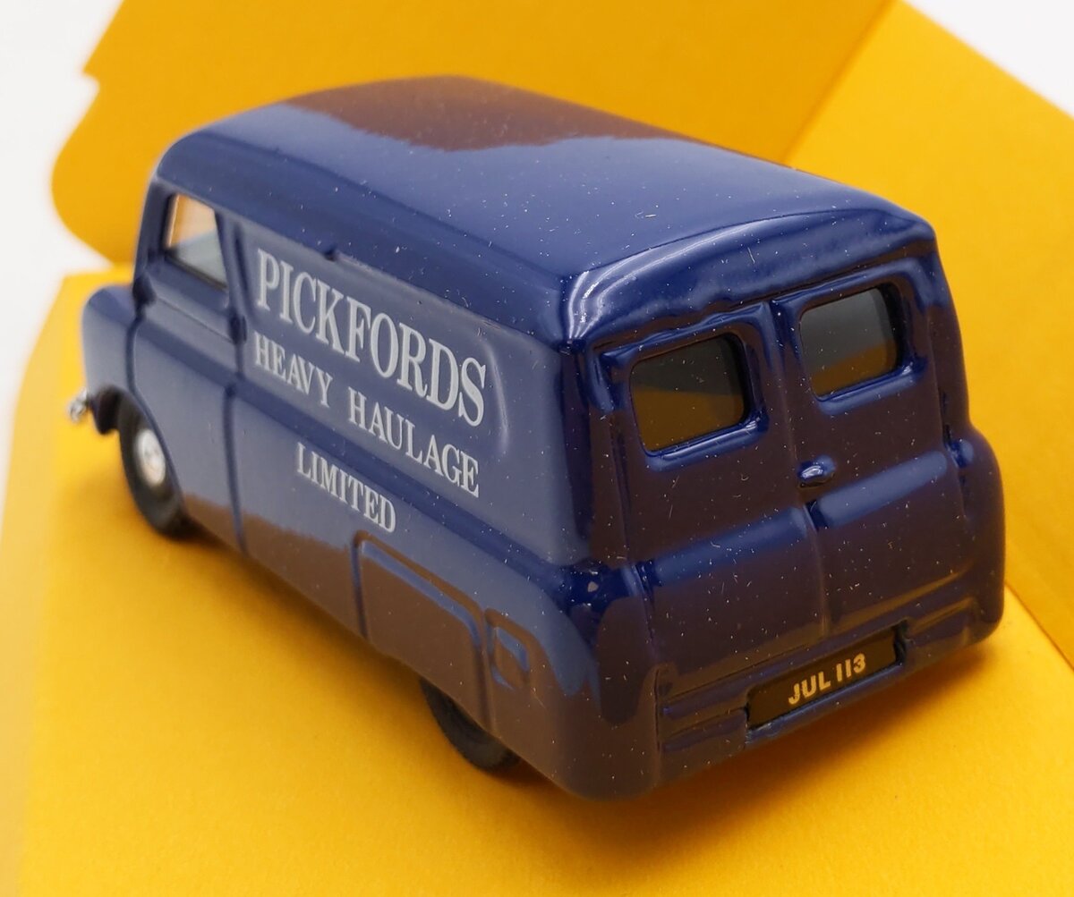 Corgi Classics D981/1 1:43 Scale Bedford CA NIB