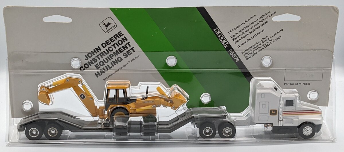 Ertl 5574 1:64 John Deere Construction Hauling Set