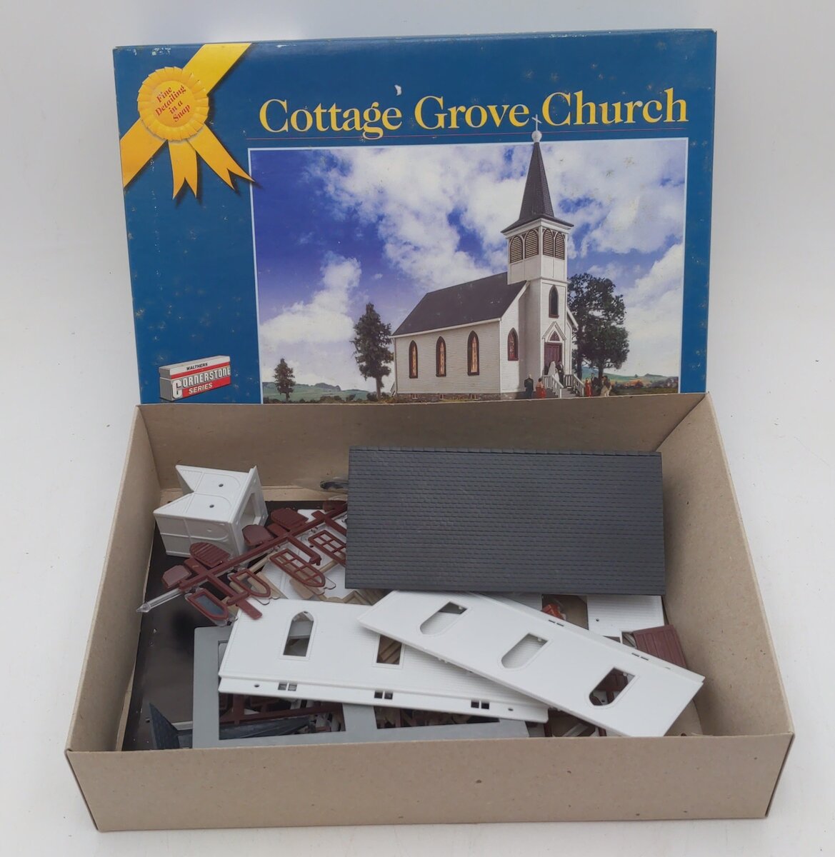 Walthers 933-3606 HO Scale Cottage Grove Church Gold Ribbon Series Building Kit LN/Box