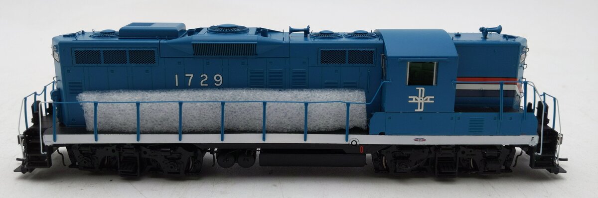 Athearn G62765 HO GP9 w/DCC & Sound, B&M/1970s Scheme #1729