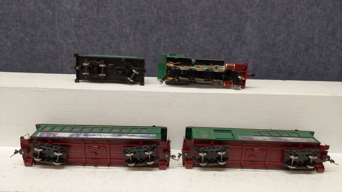 Bachmann HO Scale Thomas Kinkade's Christmas Express Steam Loco Set #2 VG