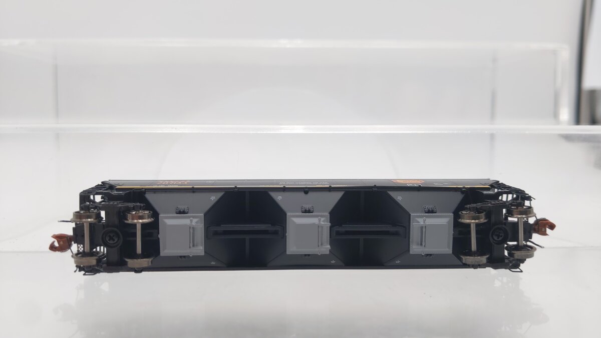 Scale Trains SXT33246 N Scale Kansas City Southern Hopper Car #287133 LN/Box