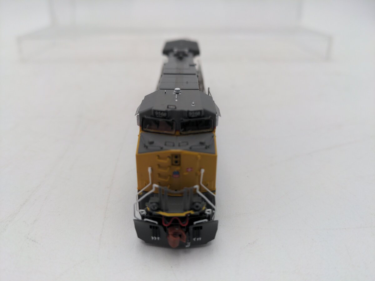 Scale Trains SXT38544 N Scale Union Pacific Diesel Locomotive #9568 LN/Box