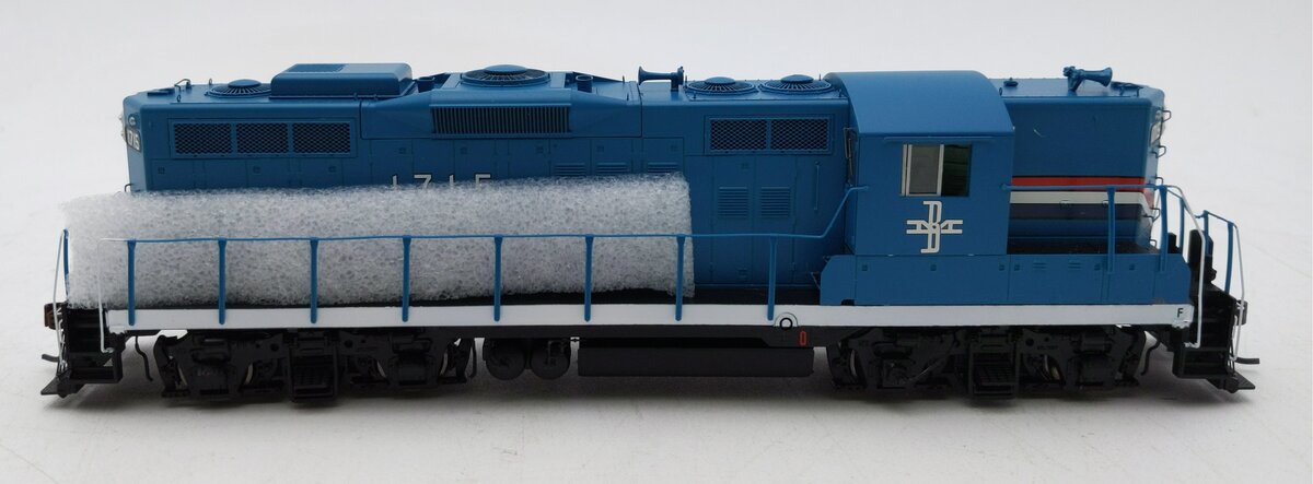 Athearn G62763 HO GP9 w/DCC & Sound, B&M/1970s Scheme #1715