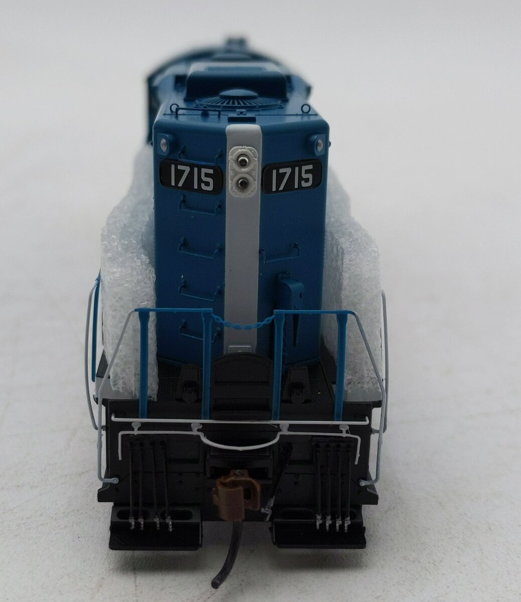 Athearn G62763 HO GP9 w/DCC & Sound, B&M/1970s Scheme #1715