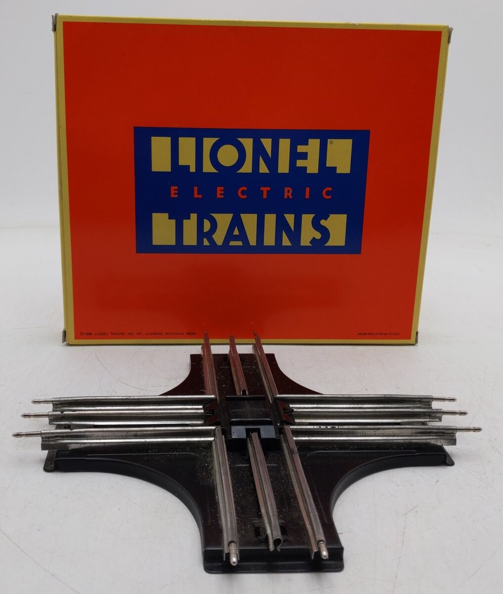 Lionel 6-5540 O Gauge 90 Degree Crossover EX/Box