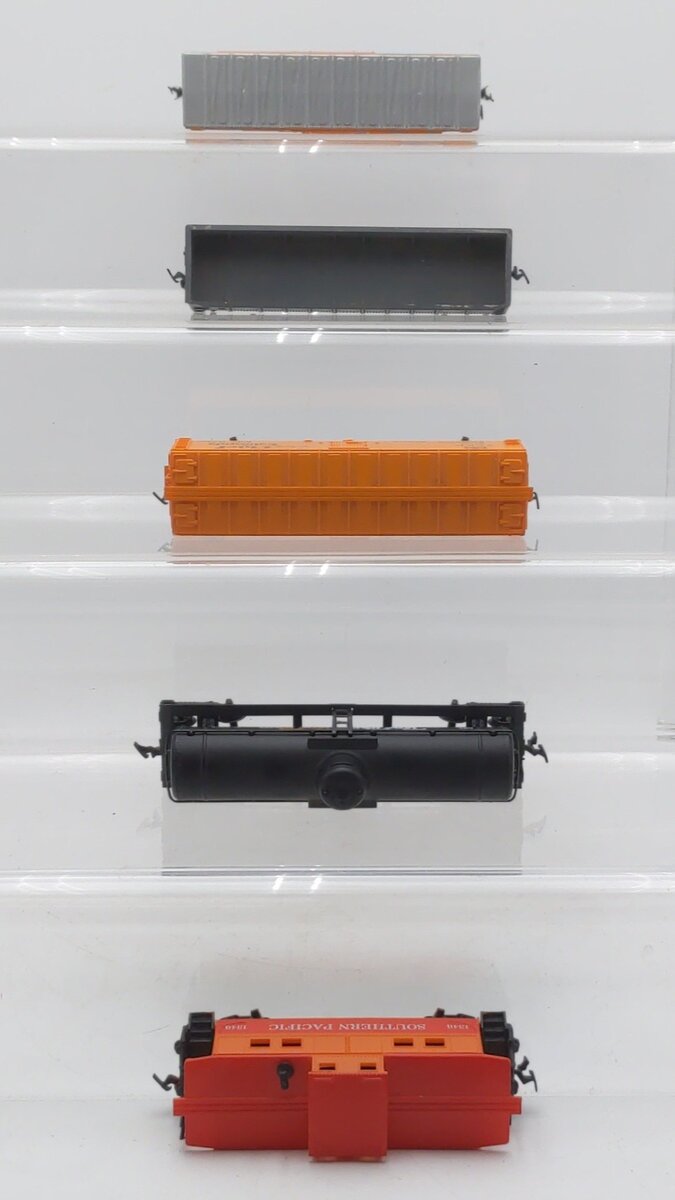 Model Power & Others HO Scale Assorted Freight Cars [5] EX