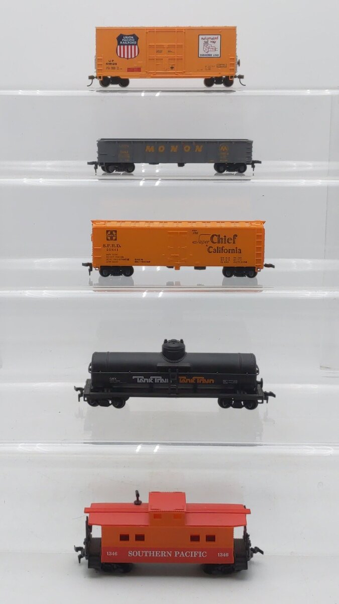 Model Power & Others HO Scale Assorted Freight Cars [5] EX