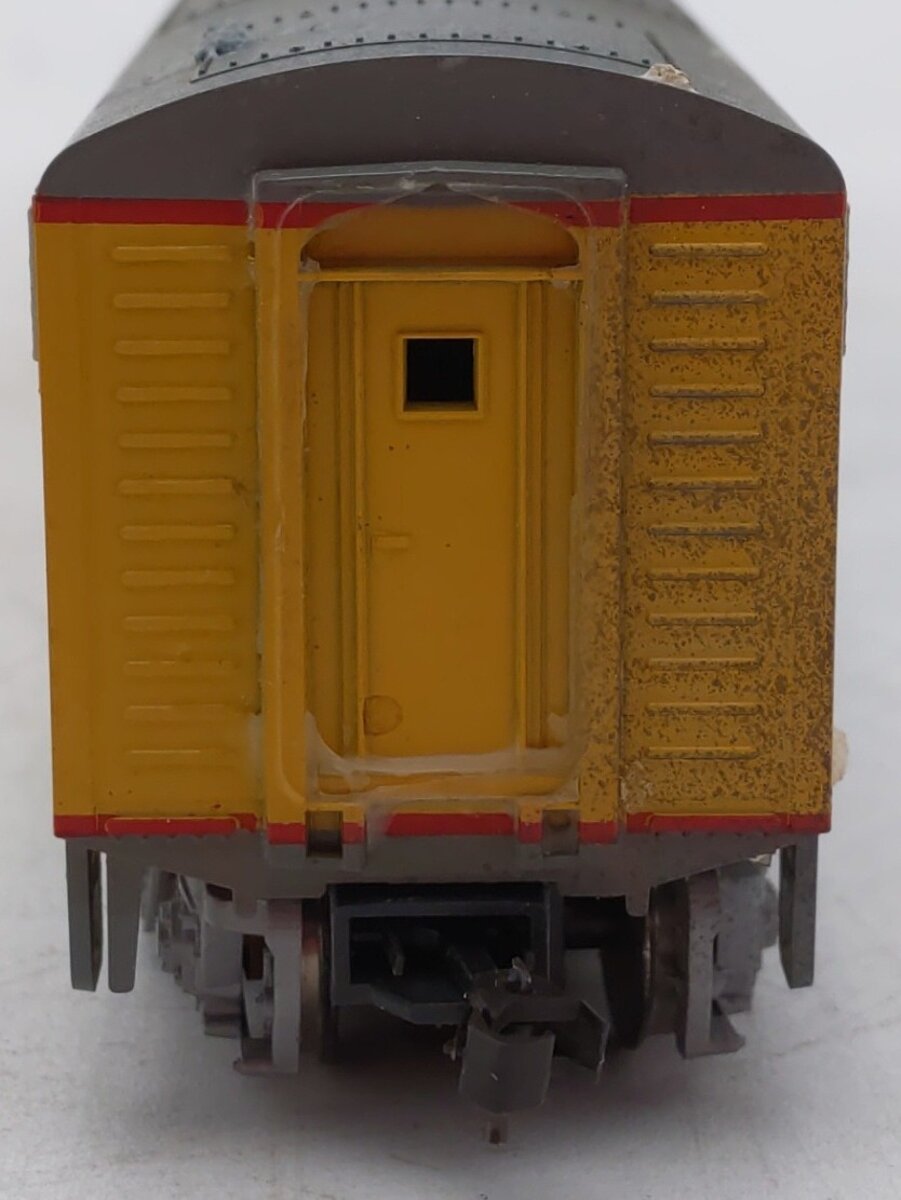 Kato HO Scale Union Pacific A & B Unit Diesel Locomotive VG