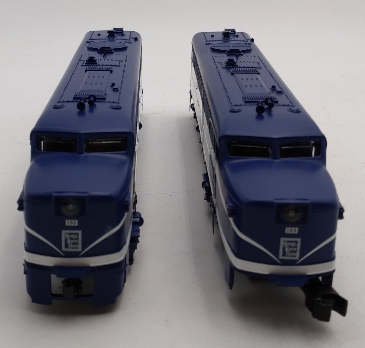 American Flyer 2221140 S NKP Flyerchief PA AA Diesel Locomotive (Set of 2)