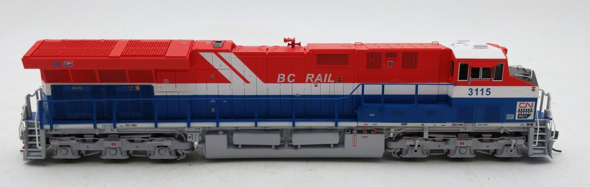 InterMountain 497110S HO CN/BC Rail ET44 Tier 4 Diesel Locomotive w/DCC & Sound