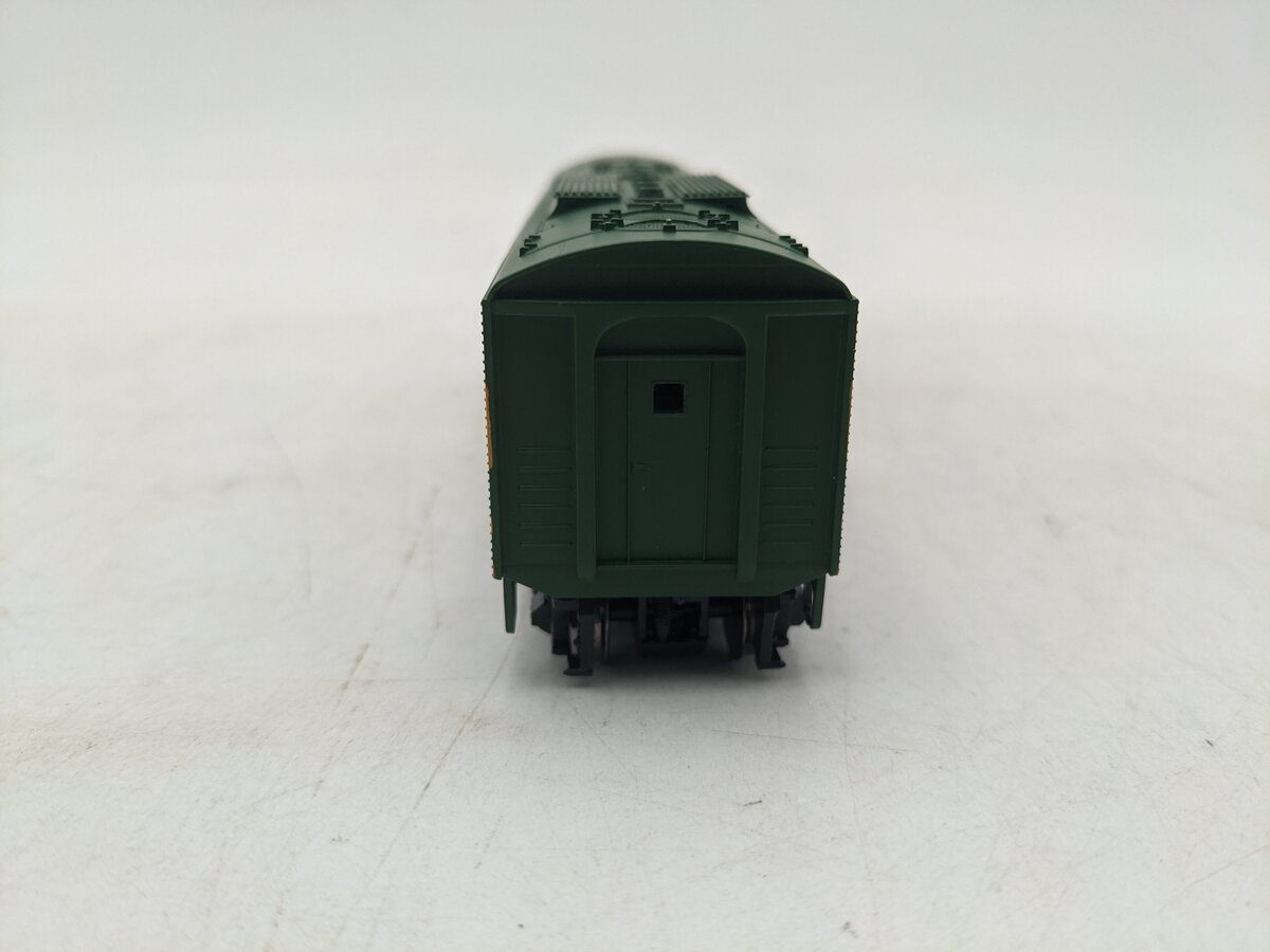 Stewart 5039 HO Western Pacific EMD FT B Powered Diesel Locomotive EX