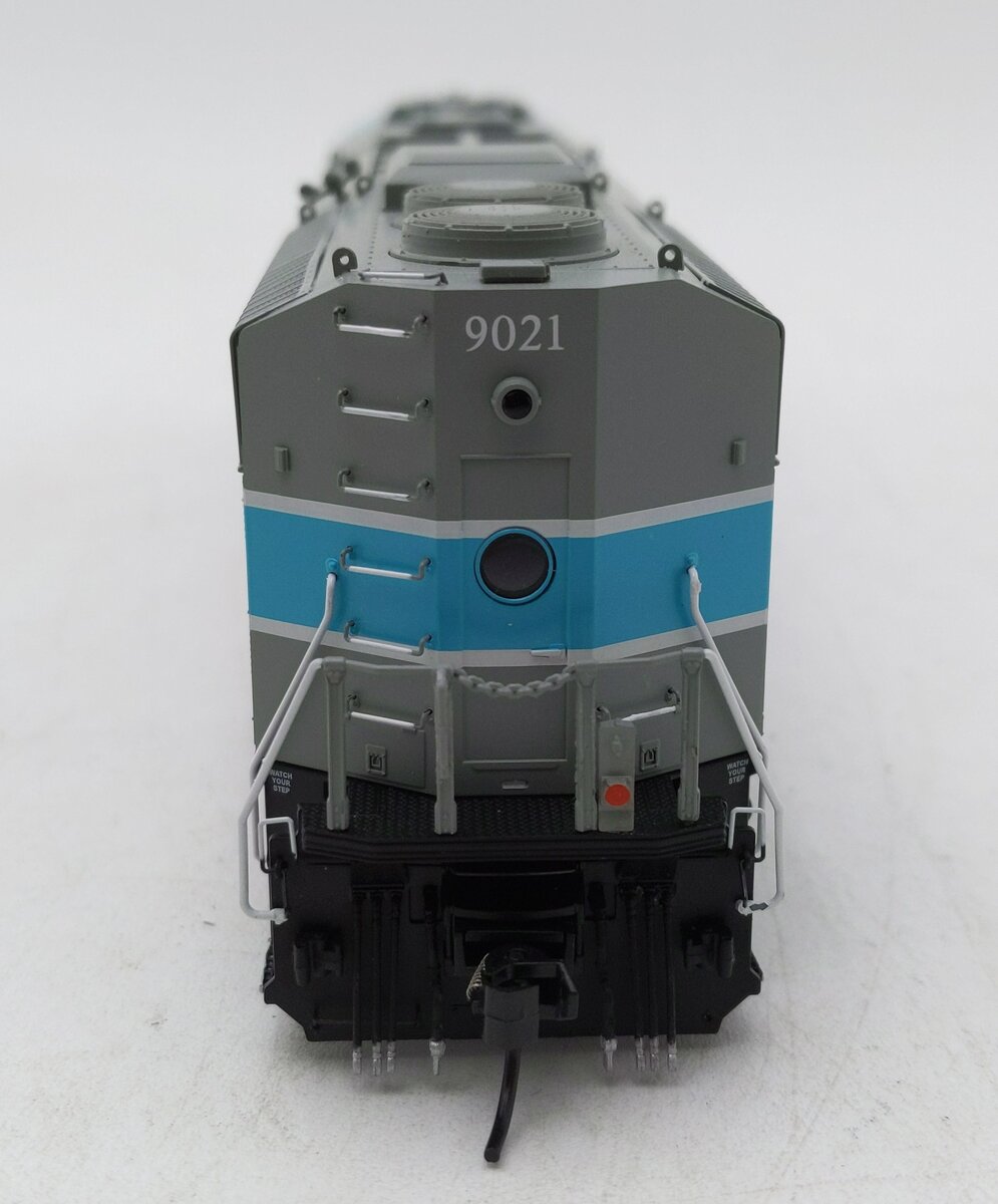 Bowser 24986 HO Scale CM&Q SD40-2F Diesel Locomotive #9021 W/SD LN/Box