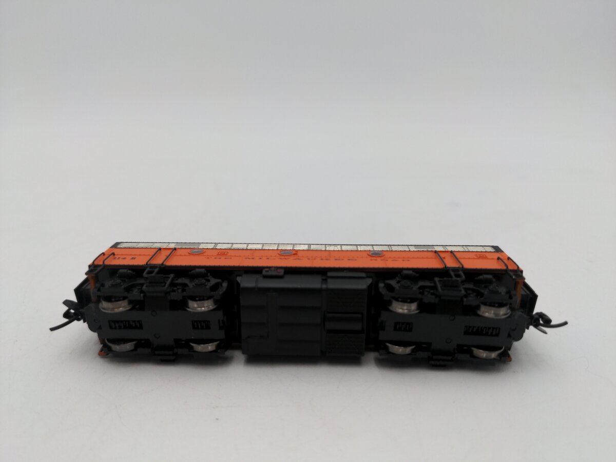 Broadway Limited 7773 N MILW EMD F7B Diesel Locomotive w/Sound/DC/DCC #114B