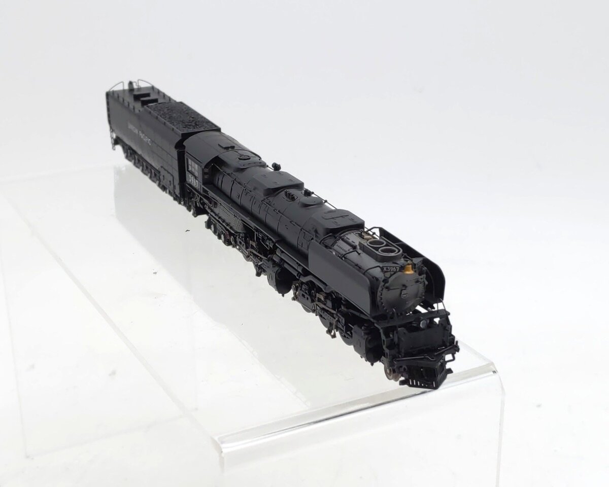 Athearn 25743 N Scale Union Pacific Steam Locomotive 4-6-6-4 w/DCC & Sound #3967 LN/Box