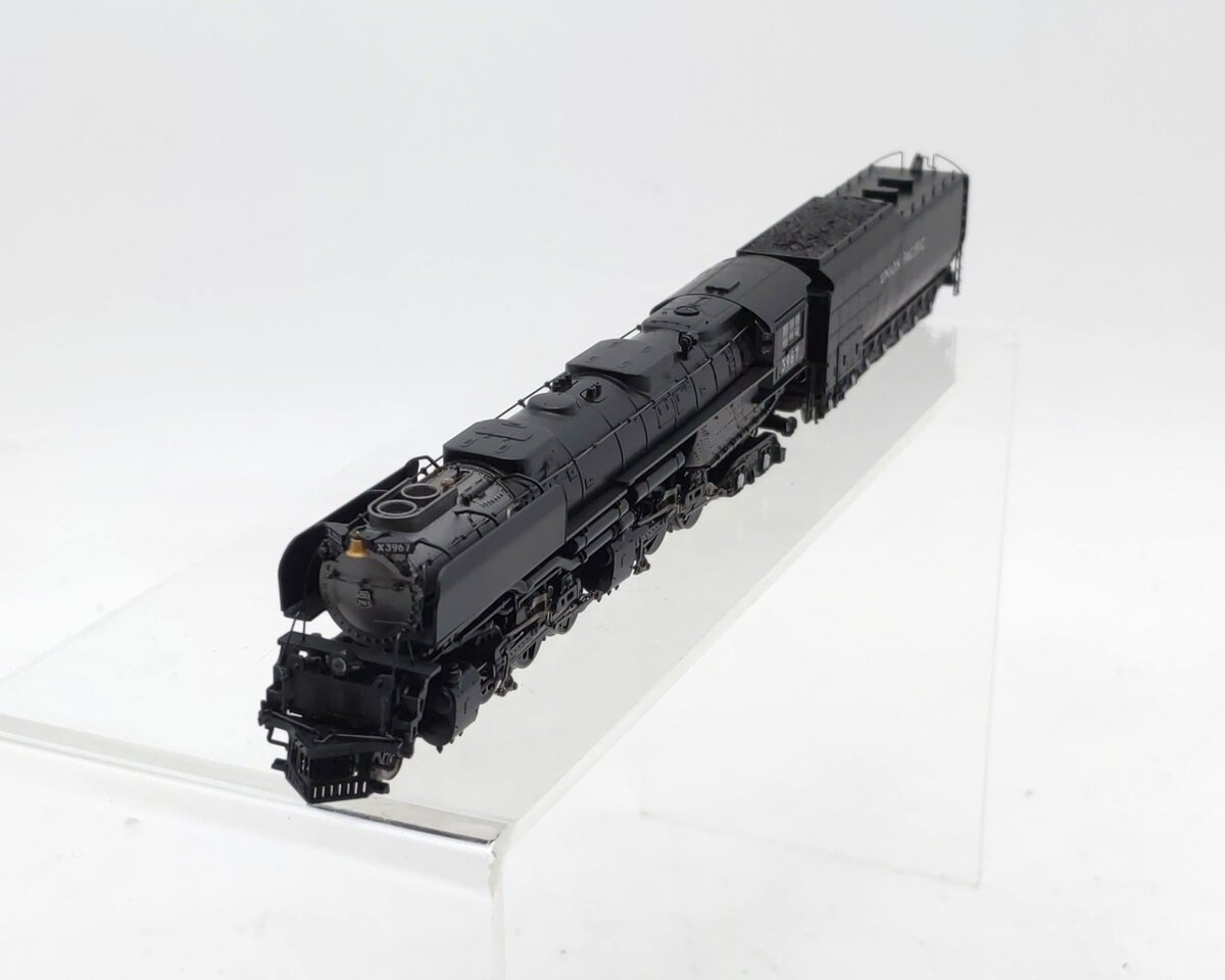 Athearn 25743 N Scale Union Pacific Steam Locomotive 4-6-6-4 w/DCC & Sound #3967 LN/Box