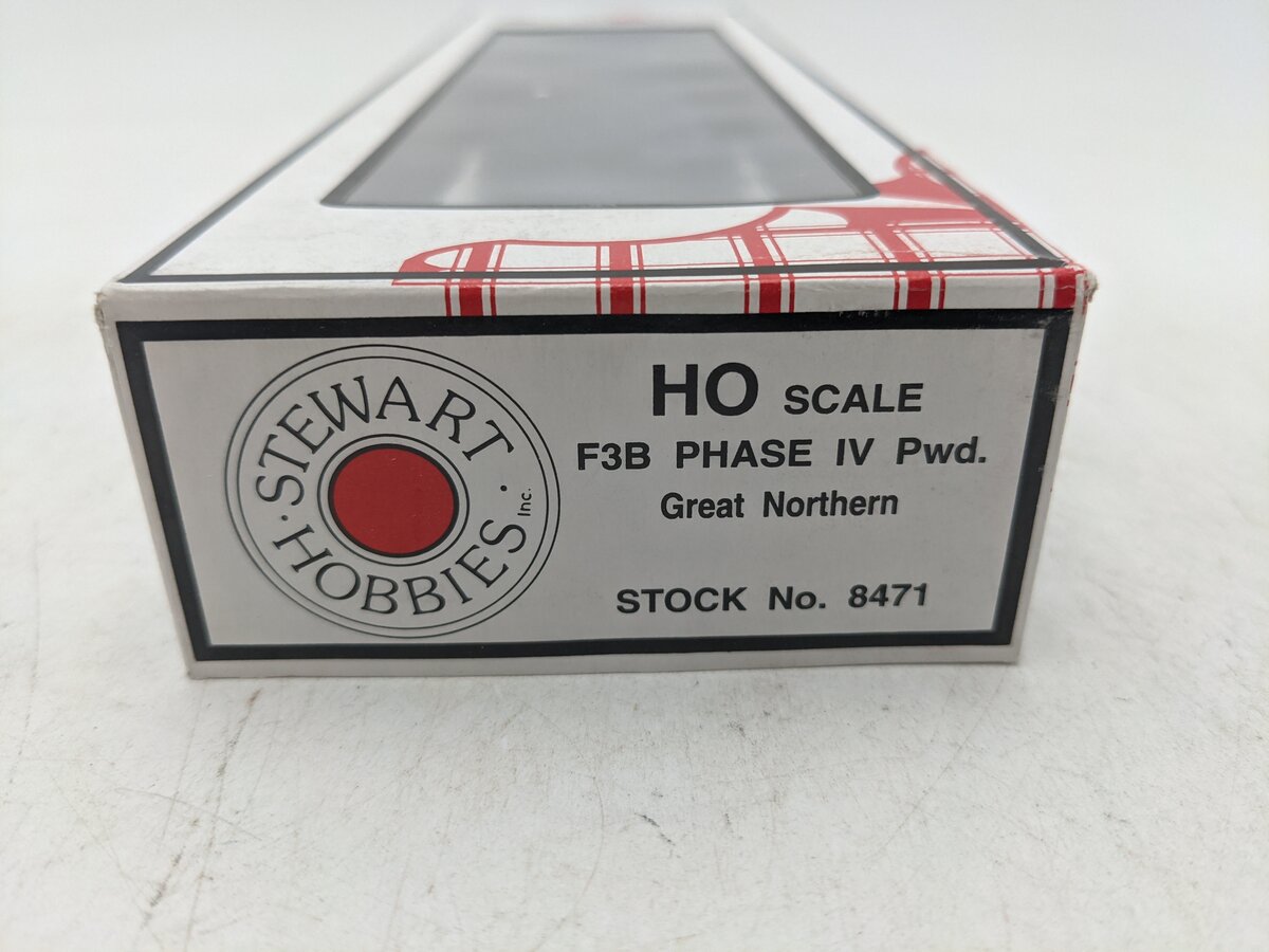 Stewart 8471 HO Great Northern F3B Phase IV Powered Diesel Locomotive EX/Box