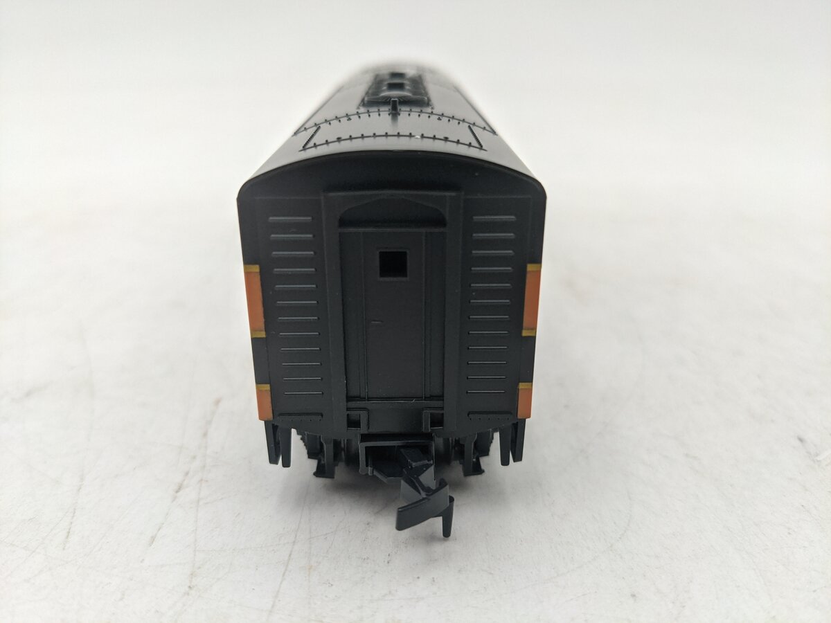 Stewart 8471 HO Great Northern F3B Phase IV Powered Diesel Locomotive EX/Box