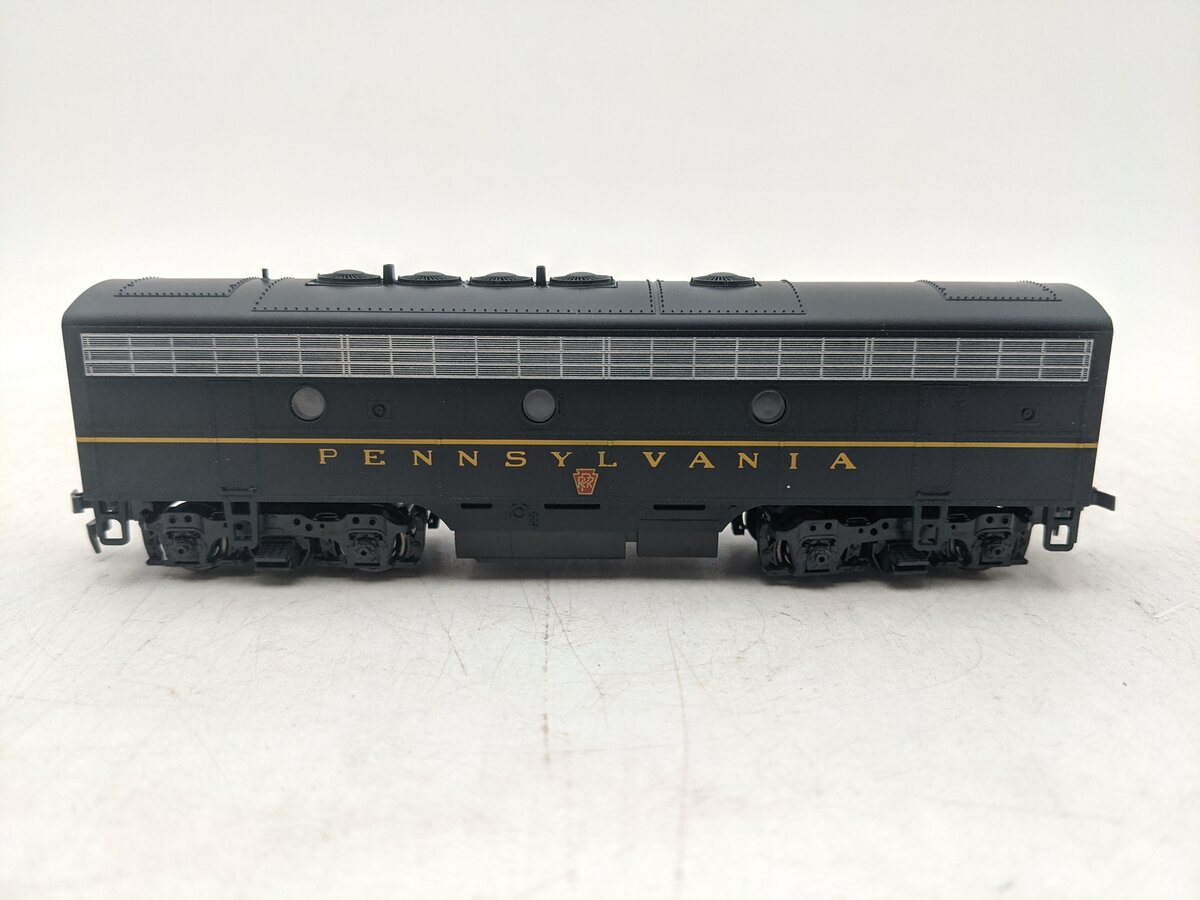 Stewart Hobbies 9121 HO Scale Pennsylvania F7B Phase 1 Diesel Locomotive EX/Box
