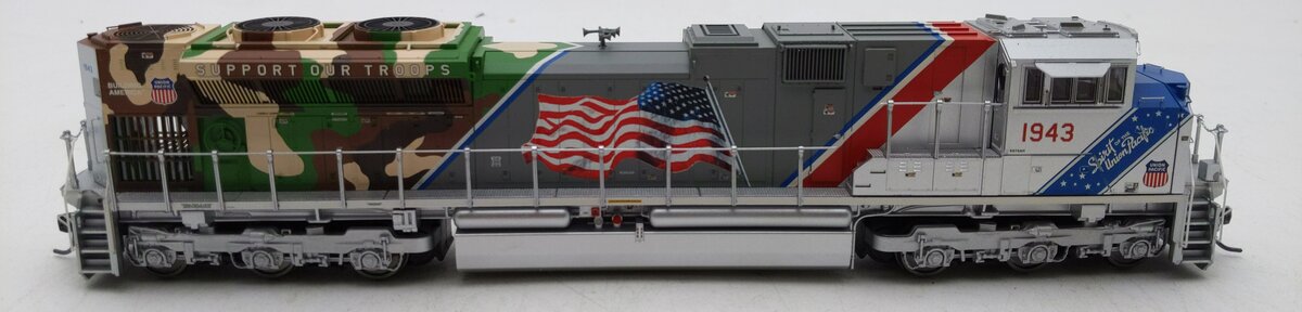 MTH 80-2380-1 HO Union Pacific SD70ACe Diesel Locomotive with P-S 3.0 #1943