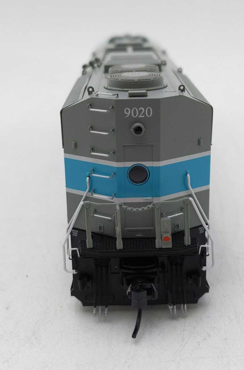 Bowser 24984 Ho Sd40-2F DSL CM&Q Locomotive 9020 W/sd