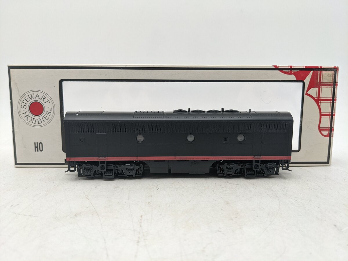 Stewart 8211 HO Southern Pacific Phase II Powered F-3 B Unit Diesel Locomotive EX/Box