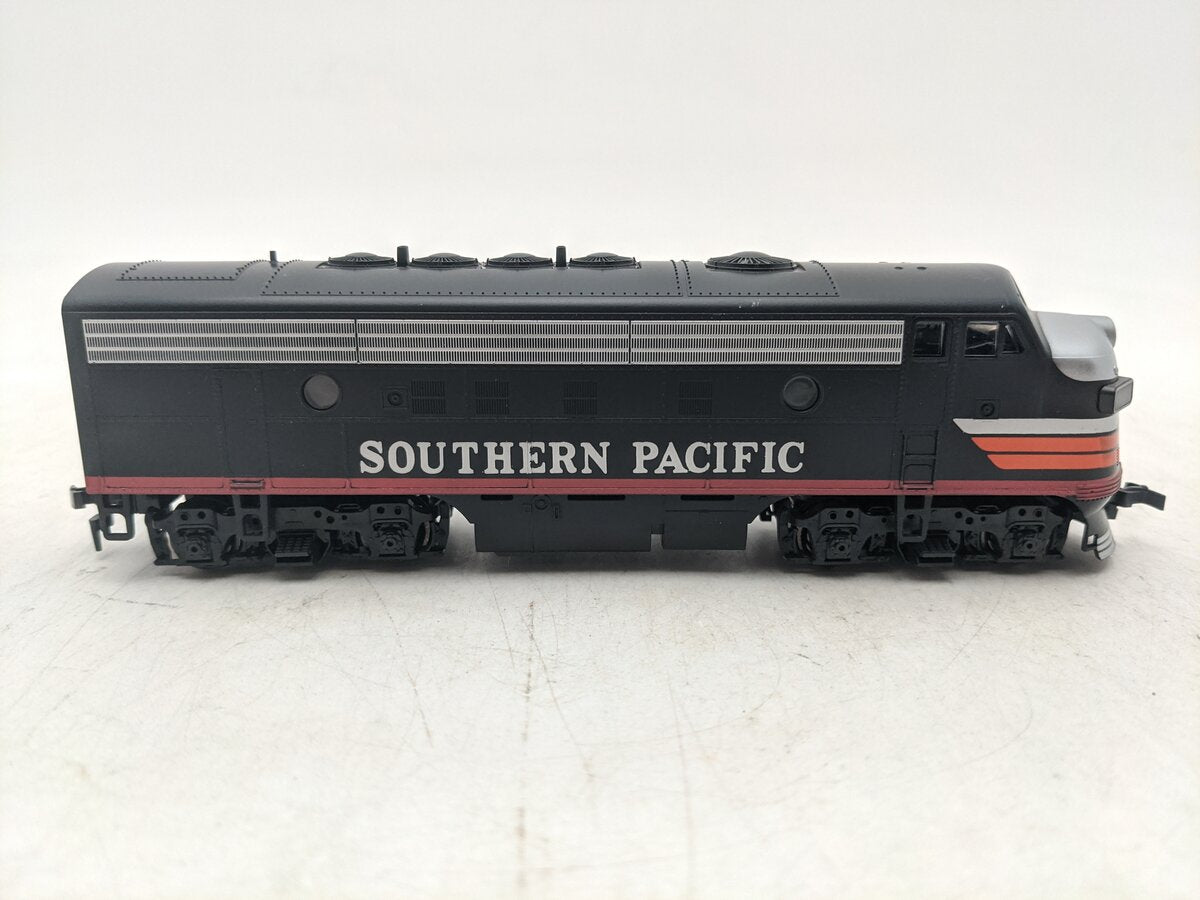 Stewart 9240 HO SP Black Widow F7A Phase II Powered Diesel Locomotive EX/Box