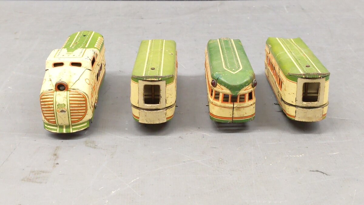 Marx M-10005 Vintage O Union Pacific Streamliner w/ 3 Passenger Cars VG