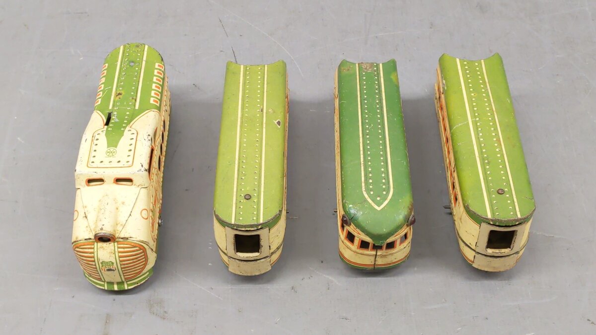 Marx M-10005 Vintage O Union Pacific Streamliner w/ 3 Passenger Cars VG