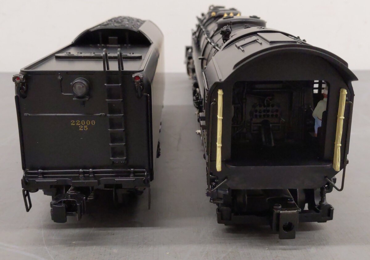 Lionel 6-28051 O Gauge B&O EM-1 2-8-8-4 Steam Locomotive & Tender #7616 EX/Box