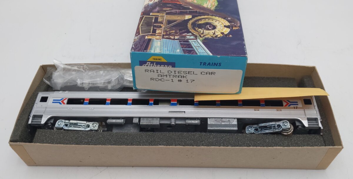 Athearn HO Amtrak RDC-1 Dummy Rail Diesel Passenger Coach Car #17 EX/Box