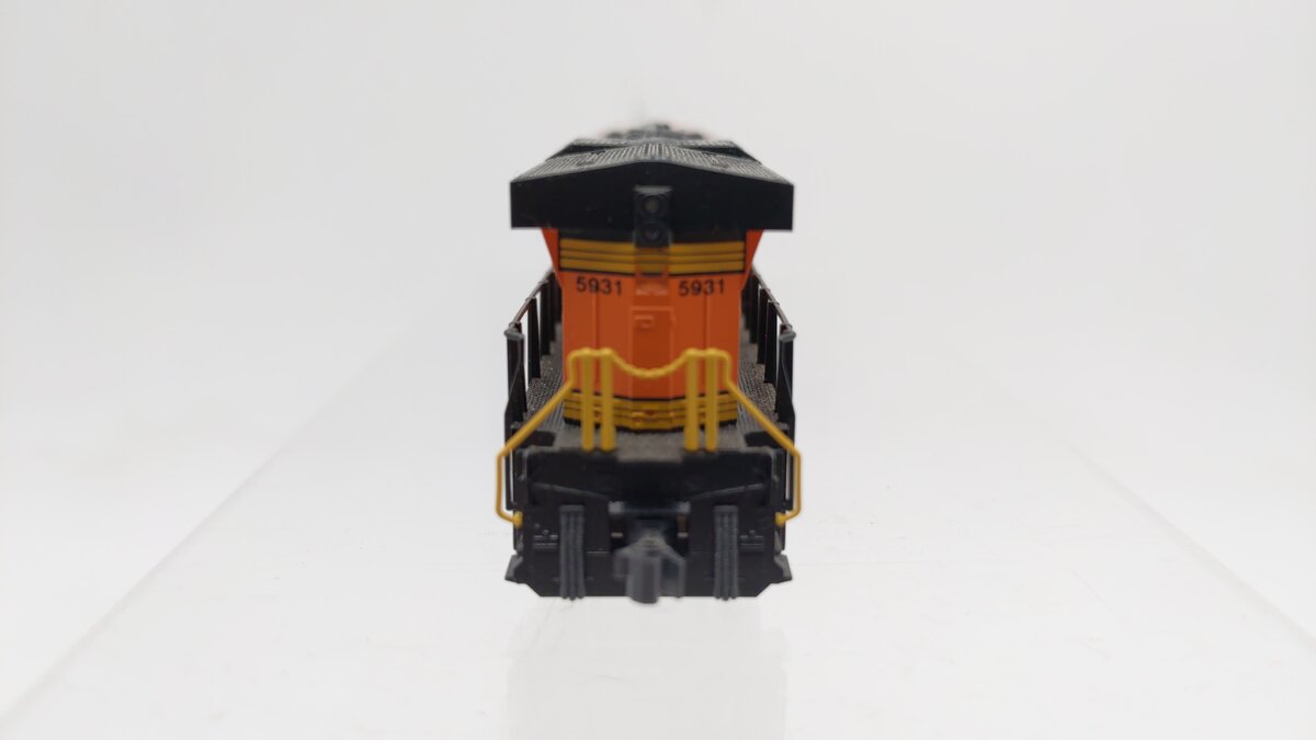 Kato 176-8931-DCC N Burlington Northern Santa Fe GE ES44AC Diesel Loco #5931 LN/Box