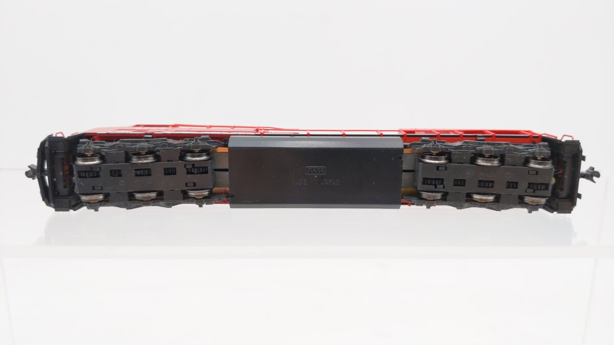 Kato 176-8935 N Canadian Pacific GE ES44AC Diesel Locomotive #8743