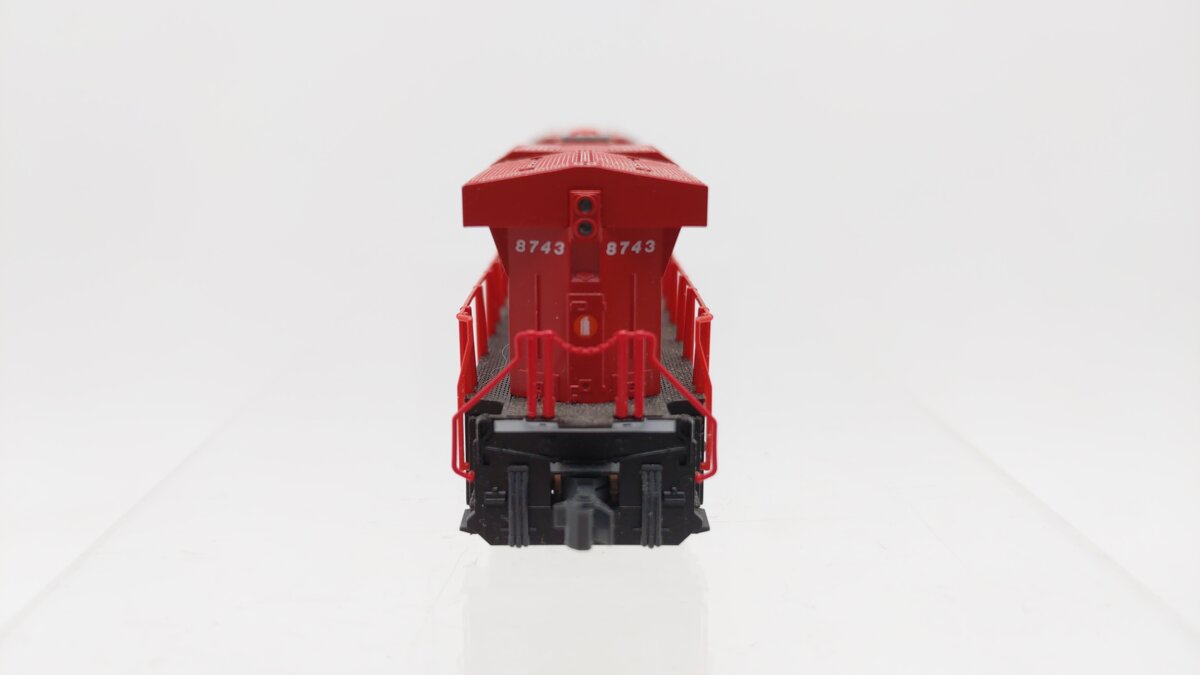 Kato 176-8935 N Canadian Pacific GE ES44AC Diesel Locomotive #8743
