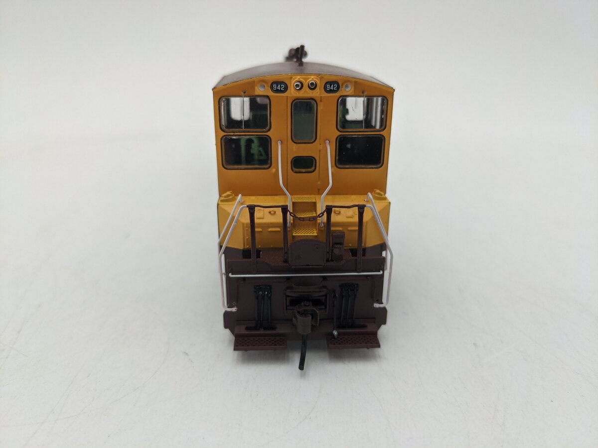 Athearn 95849 HO Rock Island SW1500 Diesel Locomotive #942