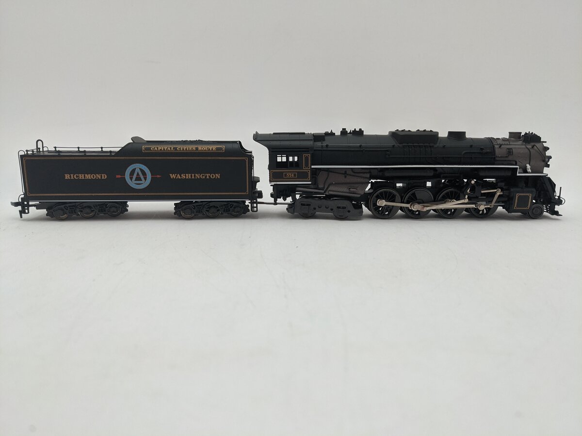 Rivarossi 5435 HO Richmond, Fredericksburg & Potomac 2-8-4 Berkshire Steam Loco EX/Box