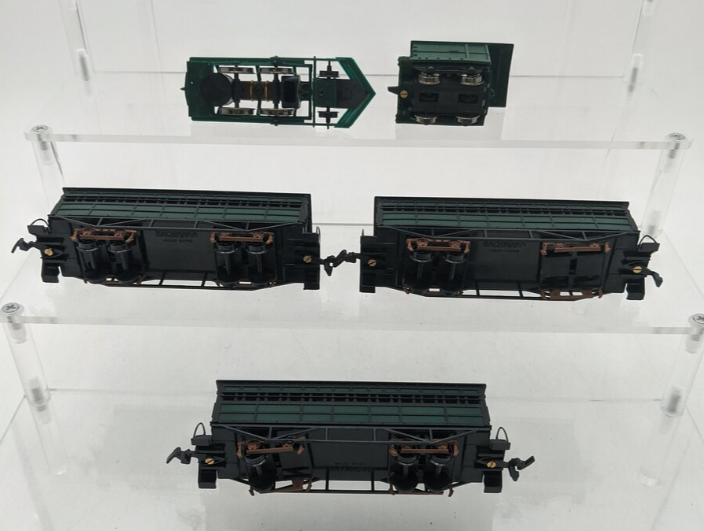 Bachmann 00640 HO Scale John Bull Historic Steam Passenger Train Set EX