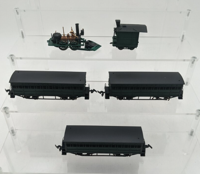 Bachmann 00640 HO Scale John Bull Historic Steam Passenger Train Set EX