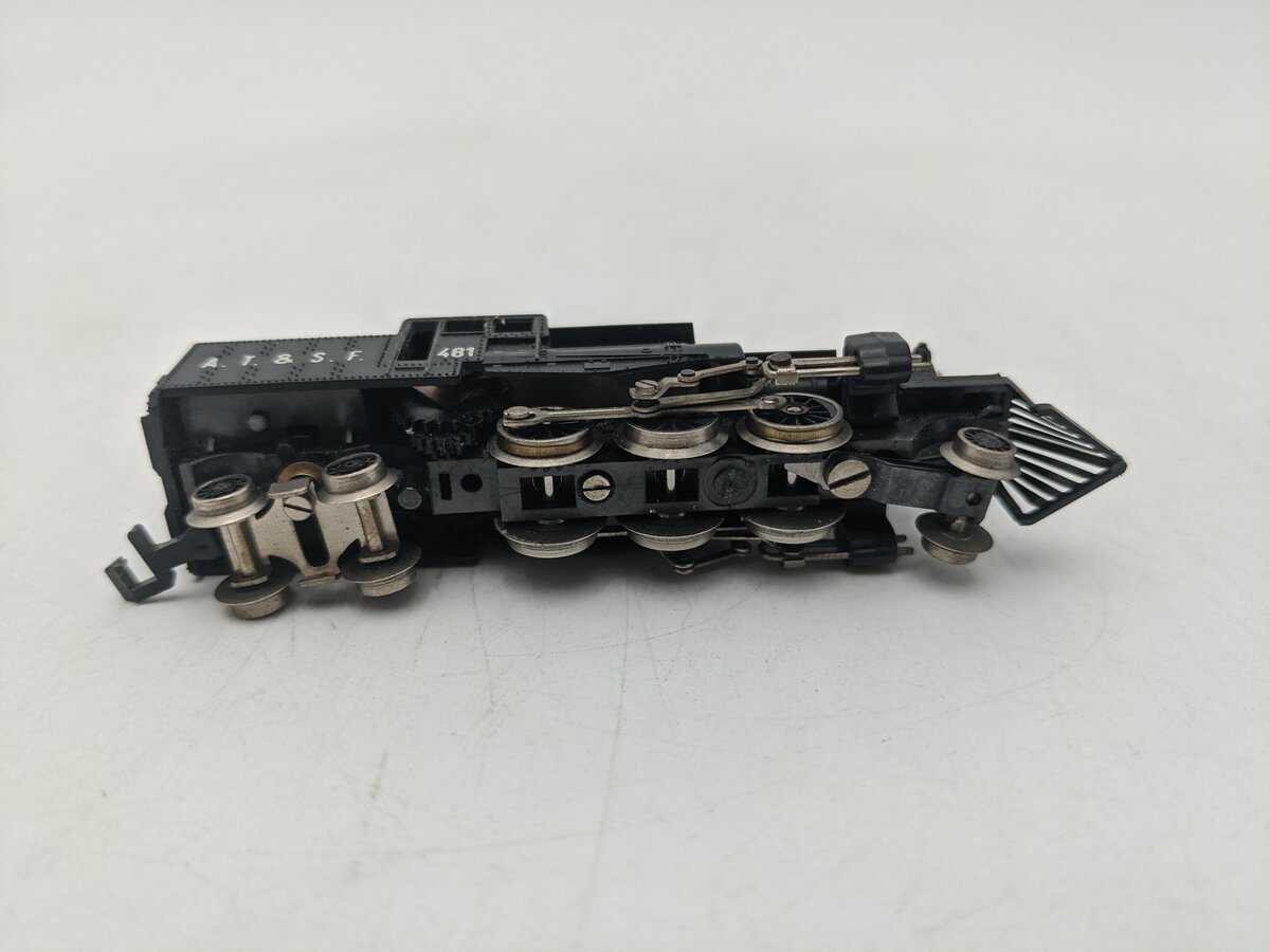 AHM 481 N Scale 2-6-4 Q1B A.T. & S.F. Steam Locomotive EX