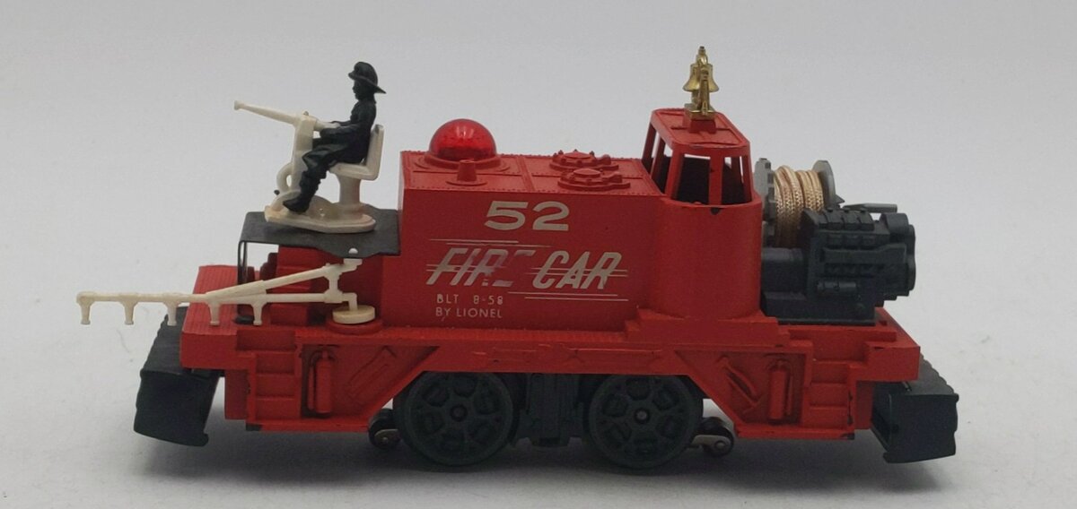 Lionel 52 Vintage O Motorized Fire Car VG