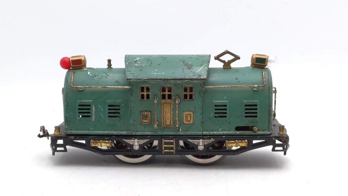 Lionel 10 0-4-0 Vintage Standard Gauge Powered Electric Locomotive